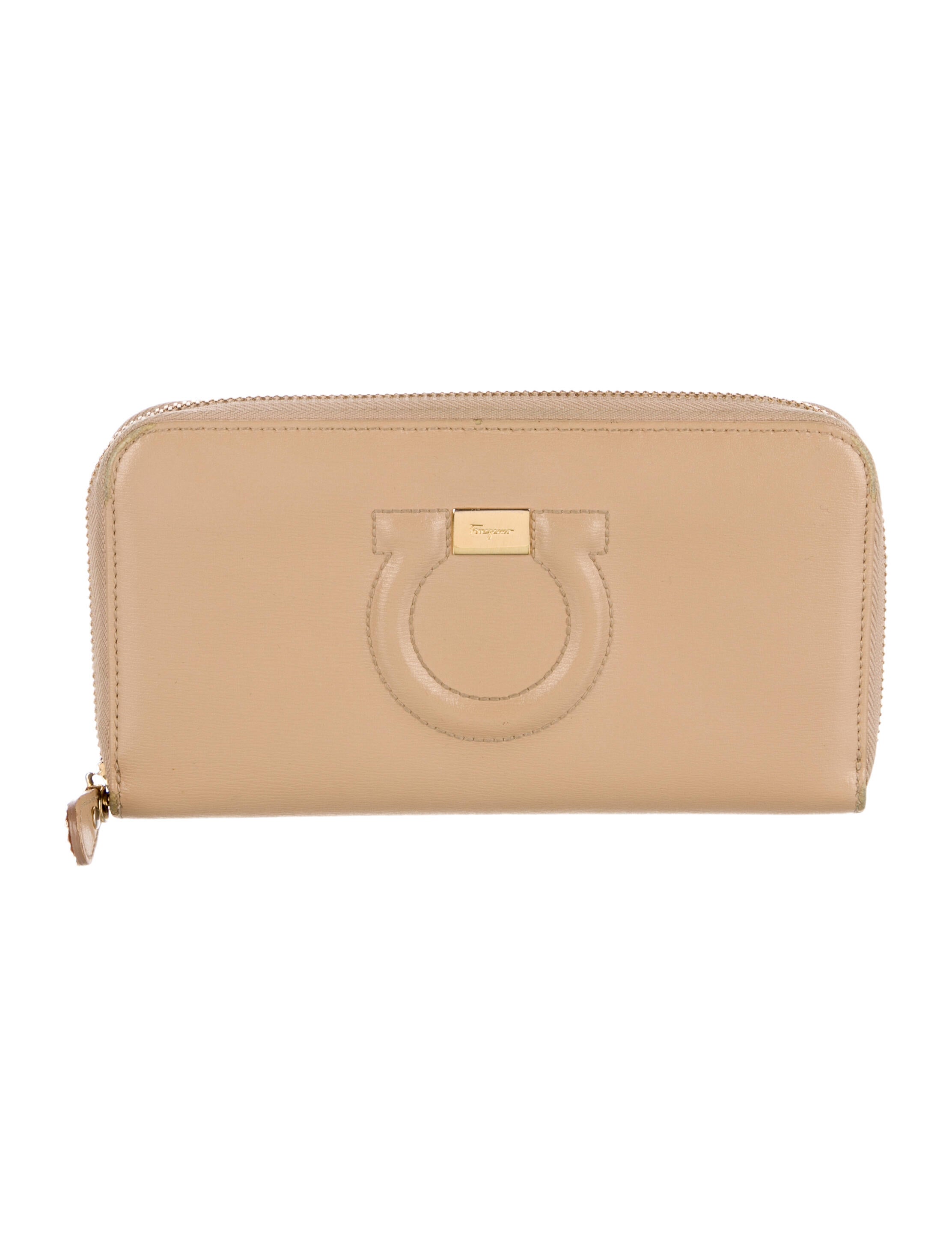 Salvatore Ferragamo Gancini Logo Leather Continental Wallet