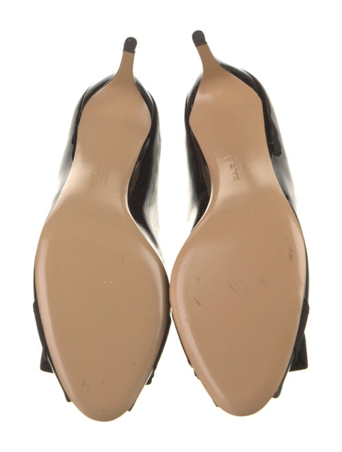 Salvatore Ferragamo Vara Bow Accent Patent Leather Pumps