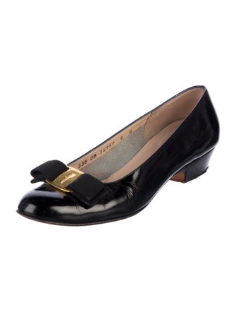 Salvatore Ferragamo Vara Bow Accent Patent Leather Flats