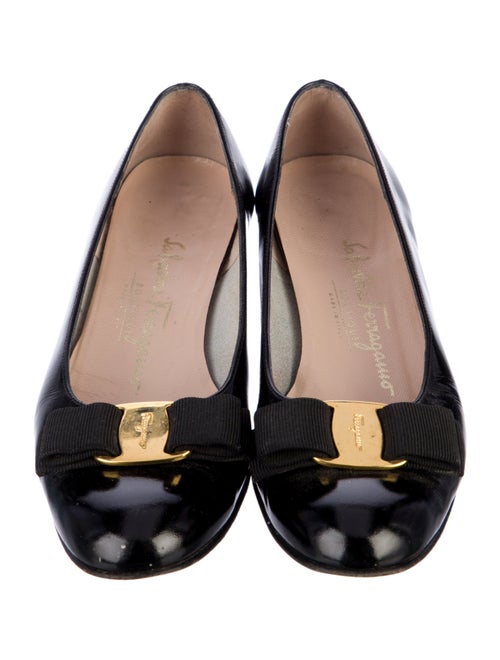 Salvatore Ferragamo Vara Bow Accent Patent Leather Flats