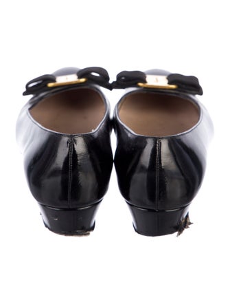 Salvatore Ferragamo Vara Bow Accent Patent Leather Flats