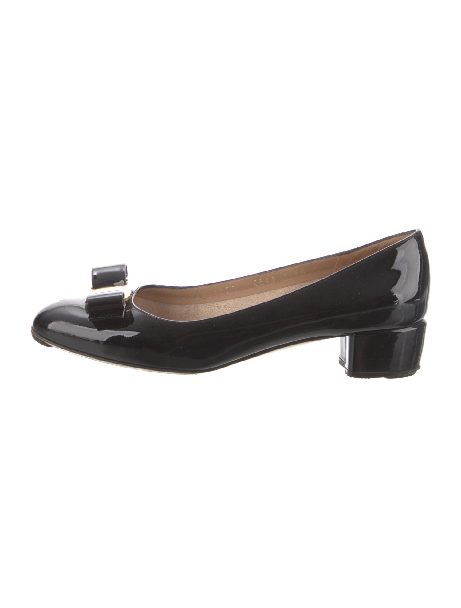 Salvatore Ferragamo Vara Bow Accent Patent Leather Pumps