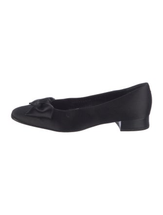 Salvatore Ferragamo Satin Bow Accents Pumps