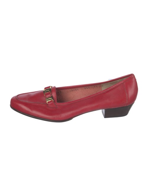 Salvatore Ferragamo Vara Bow Accent Leather Pumps