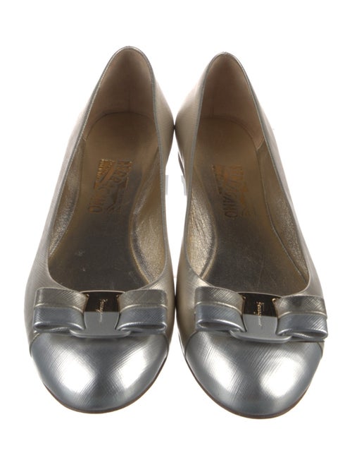 Salvatore Ferragamo Vara Bow Accent Leather Ballet Flats