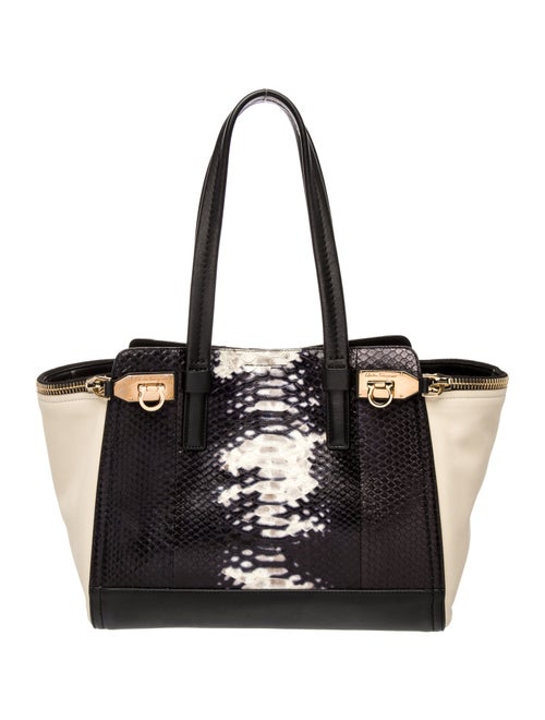 Salvatore Ferragamo Leather Shoulder Bag