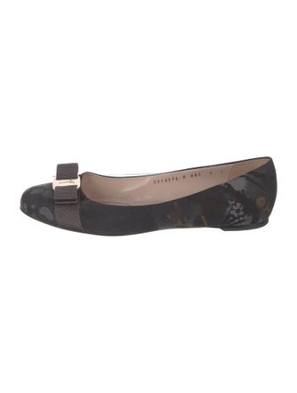 Salvatore Ferragamo Vara Bow Accent Patent Leather Ballet Flats