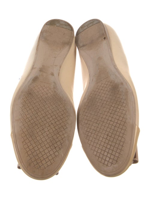 Salvatore Ferragamo Vara Bow Accent Leather Ballet Flats