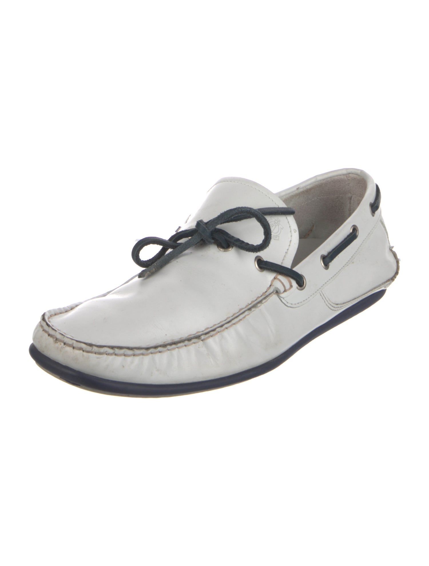 Salvatore Ferragamo Gancini Logo Leather Boat Shoes