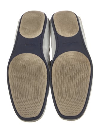 Salvatore Ferragamo Gancini Logo Leather Boat Shoes