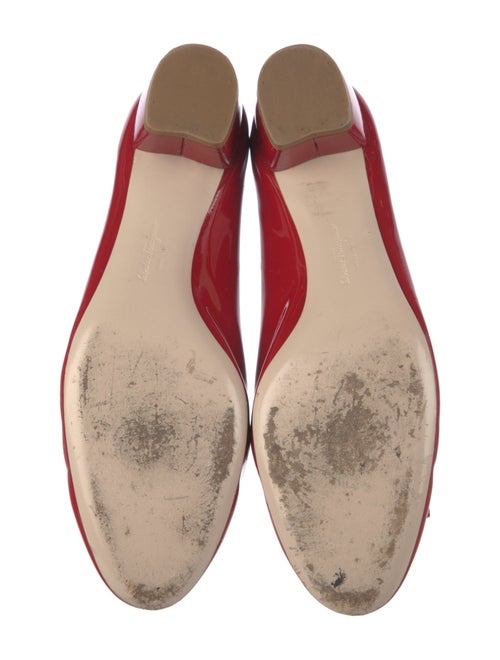 Salvatore Ferragamo Vara Bow Accent Patent Leather Pumps
