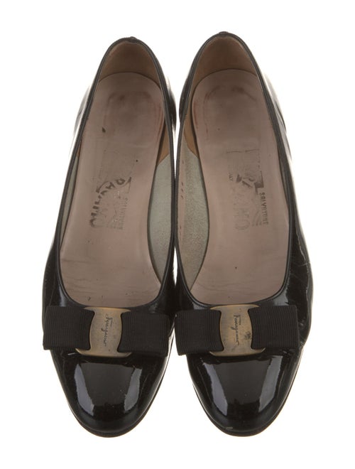Salvatore Ferragamo Vara Bow Accent Patent Leather Pumps