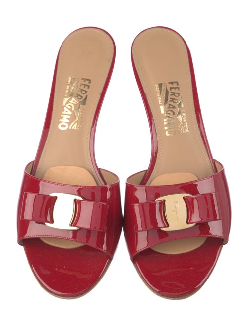 Salvatore Ferragamo Vara Bow Accent Patent Leather Slides