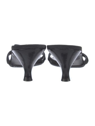 Salvatore Ferragamo Vara Bow Accent Leather Slides