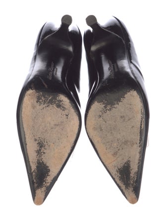 Salvatore Ferragamo Vara Bow Accent Patent Leather Pumps