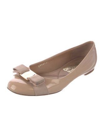 Salvatore Ferragamo Vara Bow Accent Patent Leather Flats