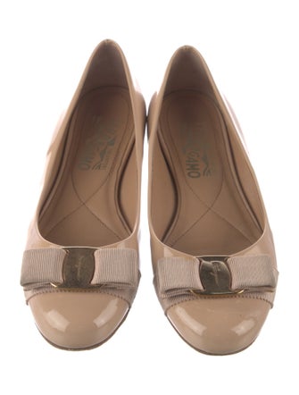 Salvatore Ferragamo Vara Bow Accent Patent Leather Flats
