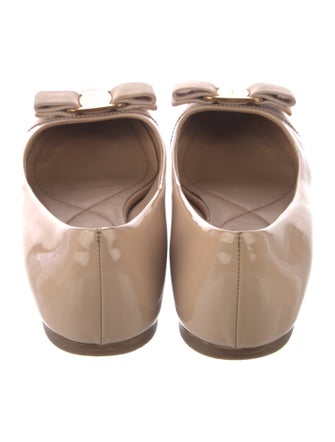 Salvatore Ferragamo Vara Bow Accent Patent Leather Flats