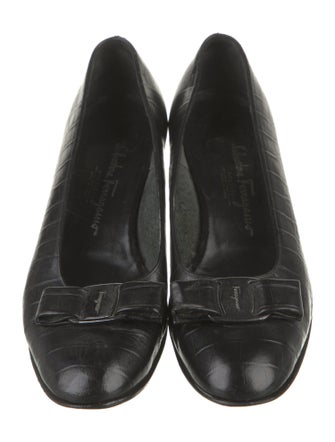 Salvatore Ferragamo Embossed Leather Bow Accents Pumps