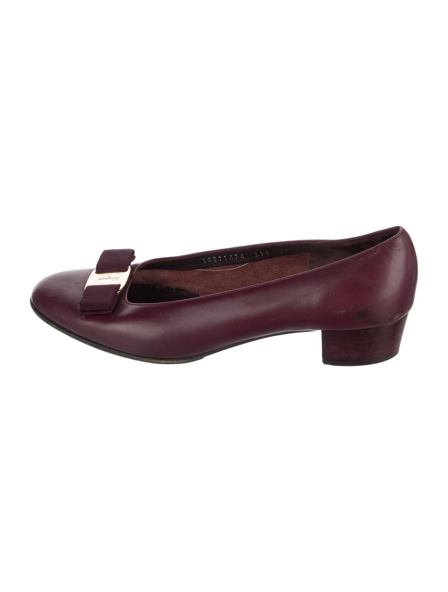 Salvatore Ferragamo Vara Bow Accent Leather Flats
