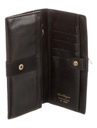 Salvatore Ferragamo Leather Continental Wallet