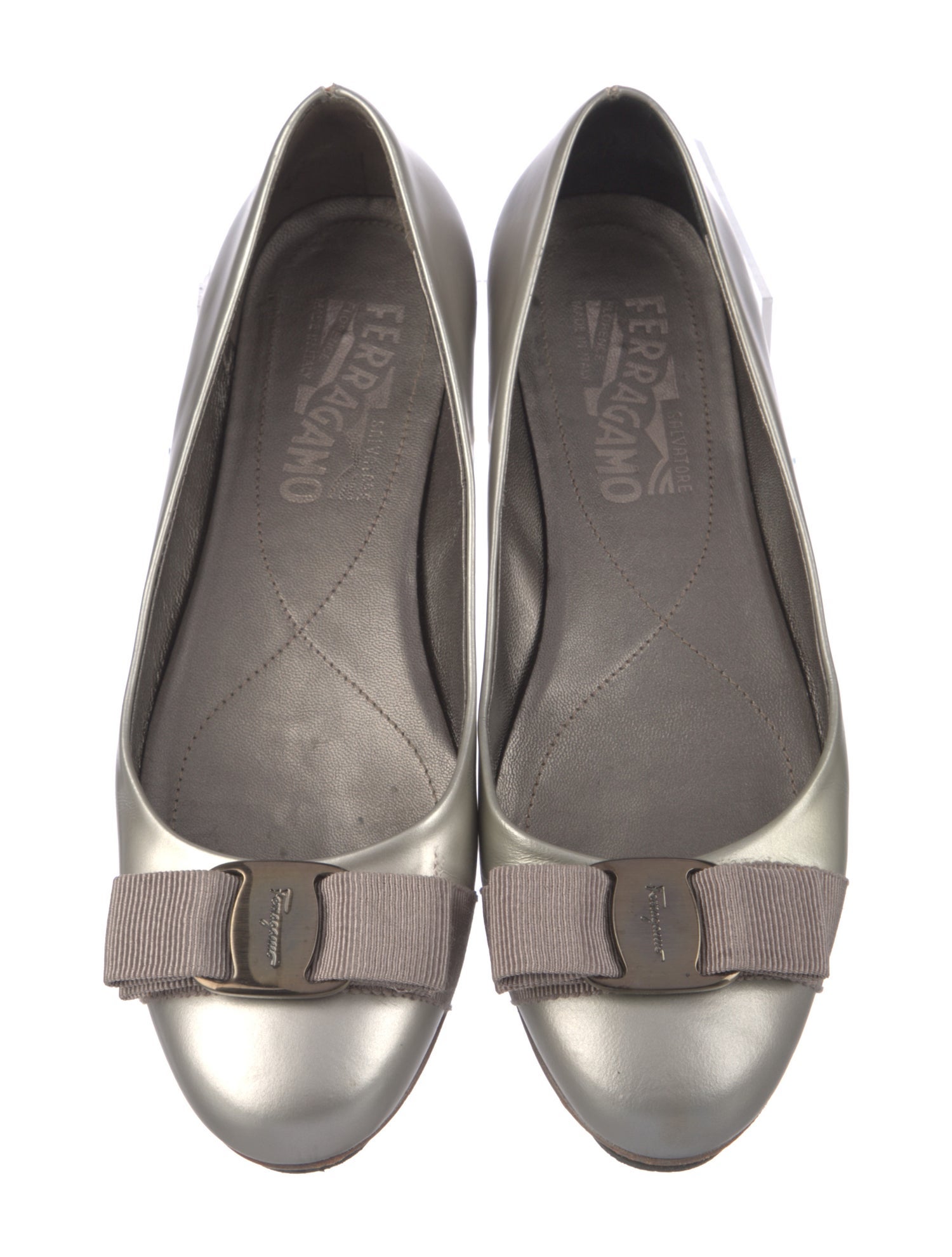 Salvatore Ferragamo Vara Bow Accent Leather Ballet Flats