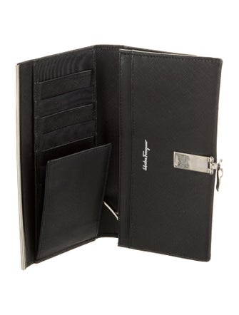 Salvatore Ferragamo Gancio Logo Leather Continental Wallet