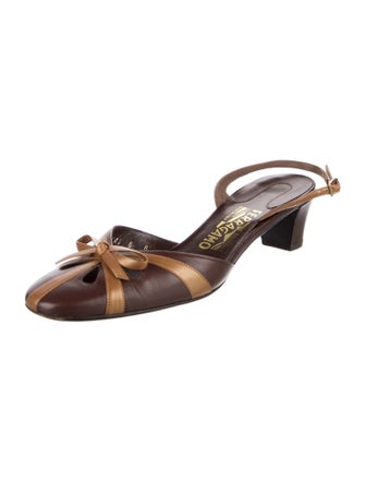 Salvatore Ferragamo Gancini Logo Leather Slingback Sandals