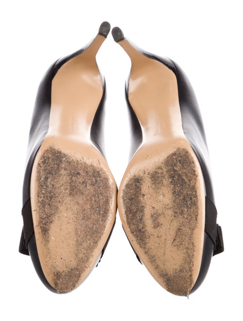 Salvatore Ferragamo Leather Pumps