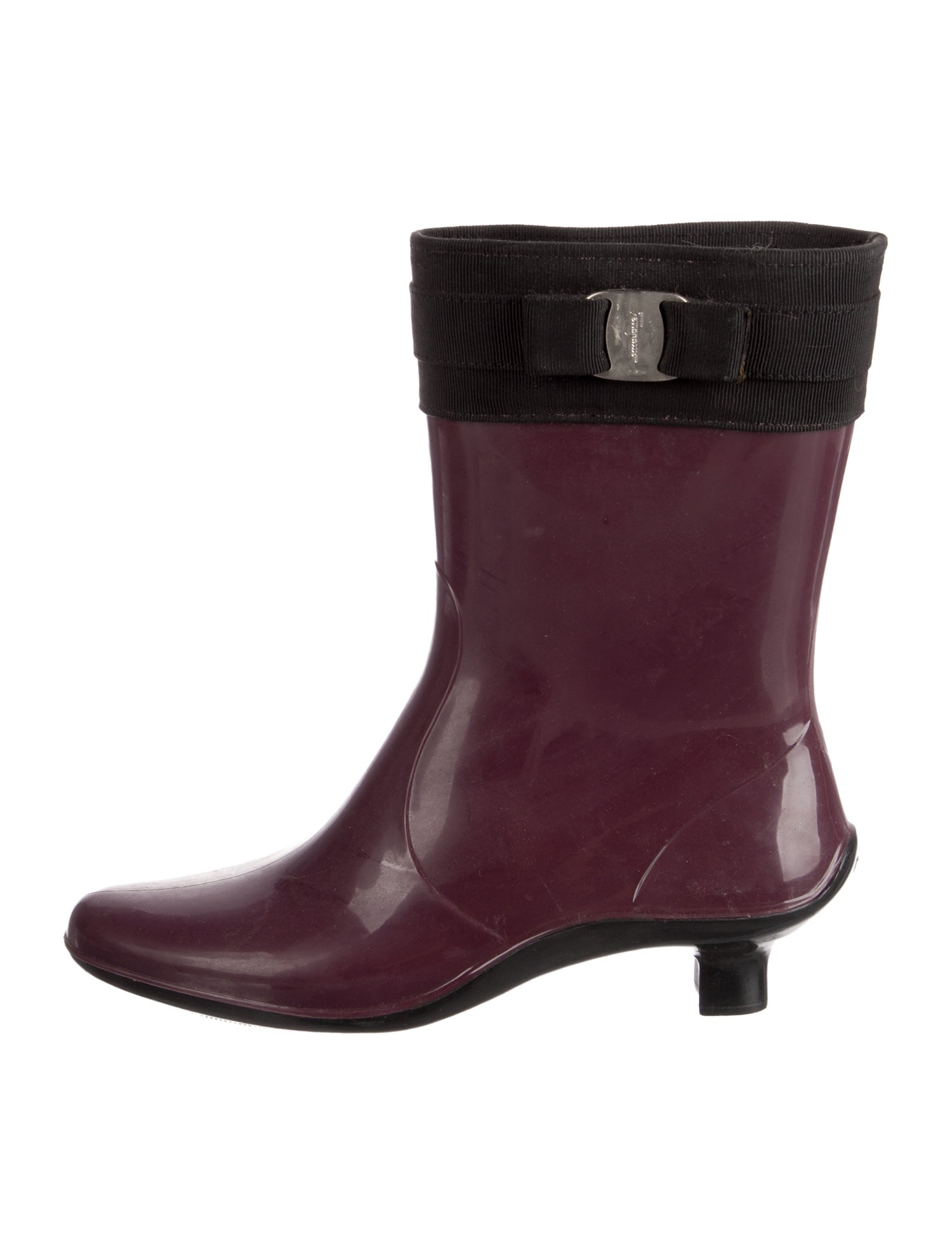 Salvatore Ferragamo Vara Bow Accent Rubber Rain Boots