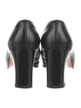 Salvatore Ferragamo Leather Pumps