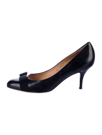 Salvatore Ferragamo Vara Bow Accent Patent Leather Pumps