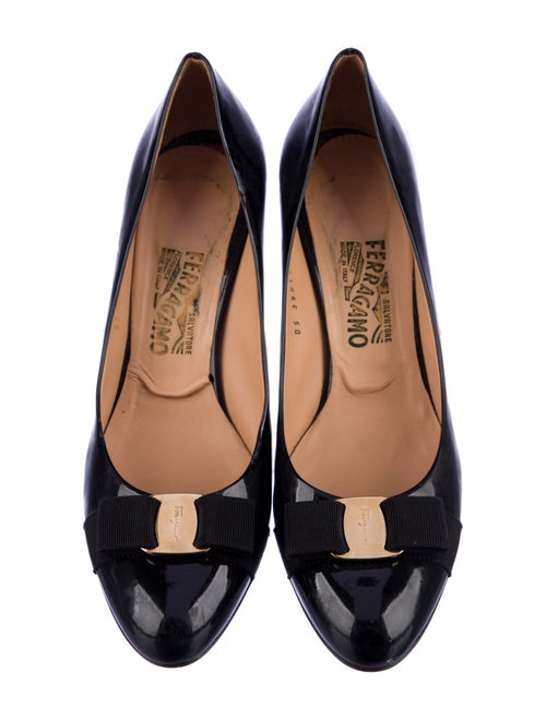 Salvatore Ferragamo Vara Bow Accent Patent Leather Pumps