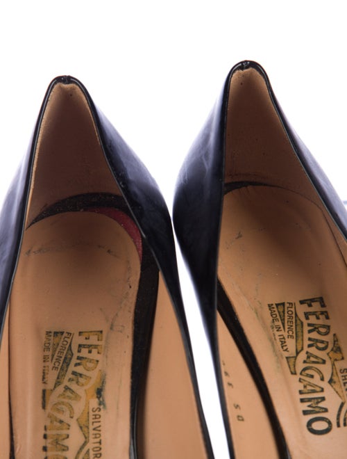 Salvatore Ferragamo Vara Bow Accent Patent Leather Pumps