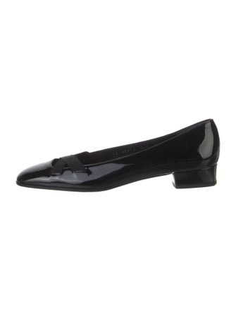 Salvatore Ferragamo Gancini Logo Patent Leather Pumps
