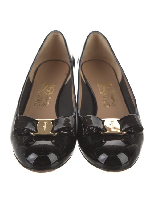 Salvatore Ferragamo Vara Bow Accent Patent Leather Pumps