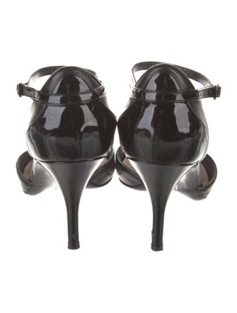Salvatore Ferragamo Vara Bow Accent Patent Leather D'Orsay Pumps