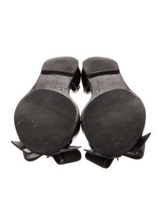 Salvatore Ferragamo Bow Accents Slides