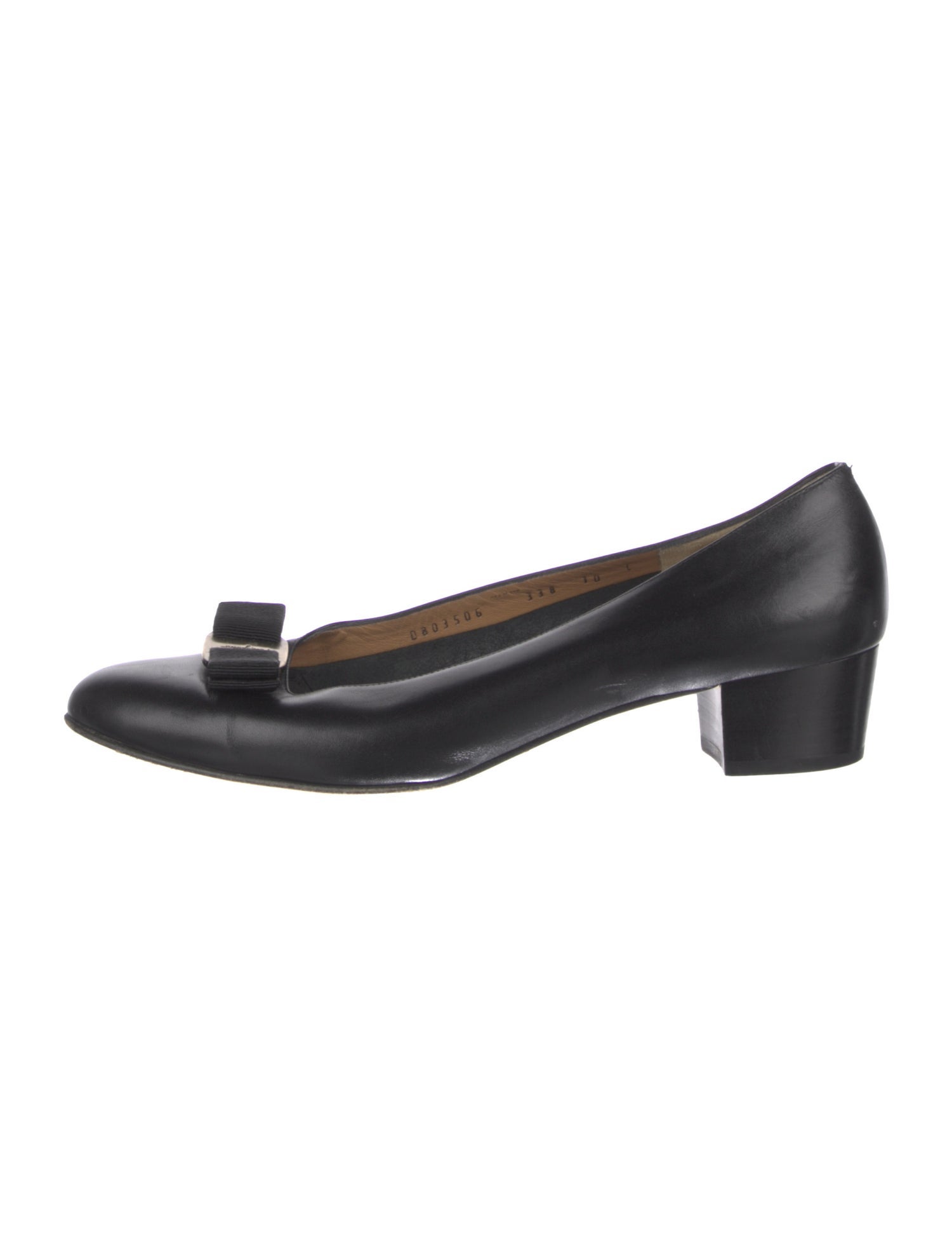Salvatore Ferragamo Vara Bow Accent Leather Pumps