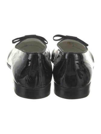 Salvatore Ferragamo Vara Bow Accent Patent Leather Flats