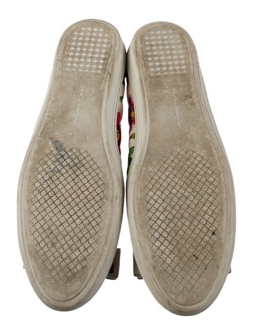 Salvatore Ferragamo Vara Bow Accent Leather Ballet Flats