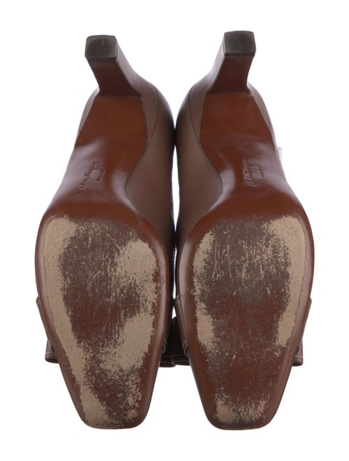 Salvatore Ferragamo Vara Bow Accent Leather Pumps