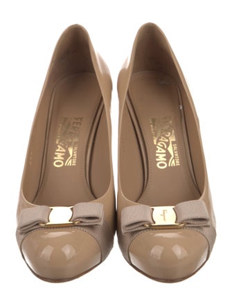Salvatore Ferragamo Vara Bow Accent Patent Leather Pumps