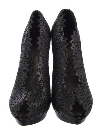 Salvatore Ferragamo Lace Pumps