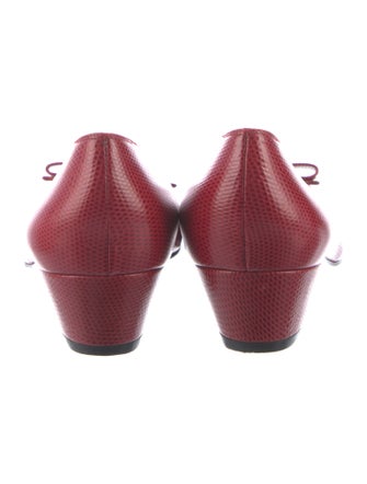 Salvatore Ferragamo Vara Bow Accent Lizard Pumps
