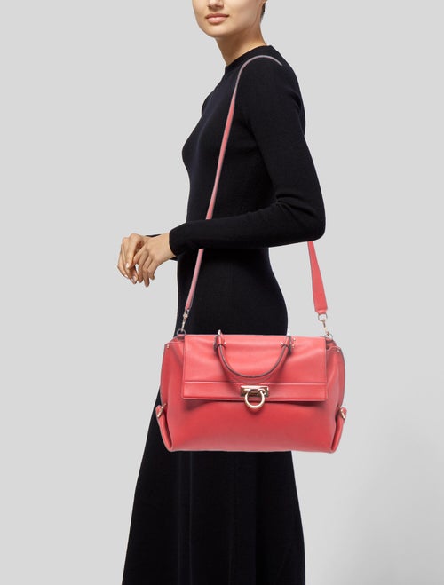 Salvatore Ferragamo Gancio Safia