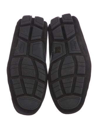 Salvatore Ferragamo Gancini Logo Suede Drivers