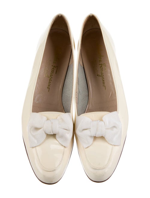 Salvatore Ferragamo Vara Bow Accent Patent Leather Flats