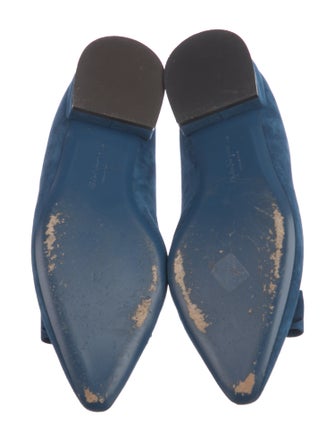 Salvatore Ferragamo Vara Bow Accent Suede Flats