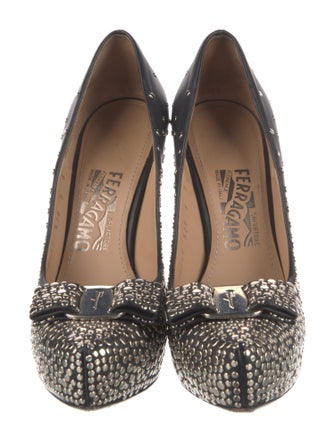 Salvatore Ferragamo Vara Bow Accent Leather Pumps